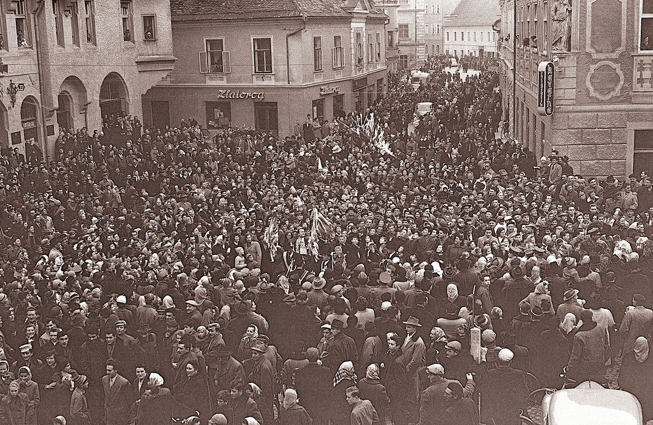 Veliko_kurentovanje_na_Ptuju_1960_(2)